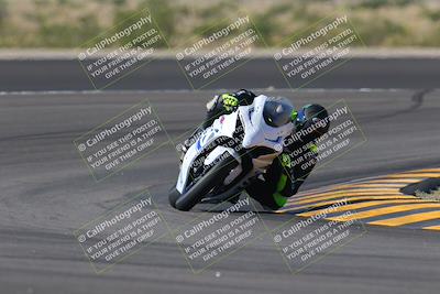 media/Nov-06-2022-SoCal Trackdays (Sun) [[208d2ccc26]]/Turn 11 (10am)/